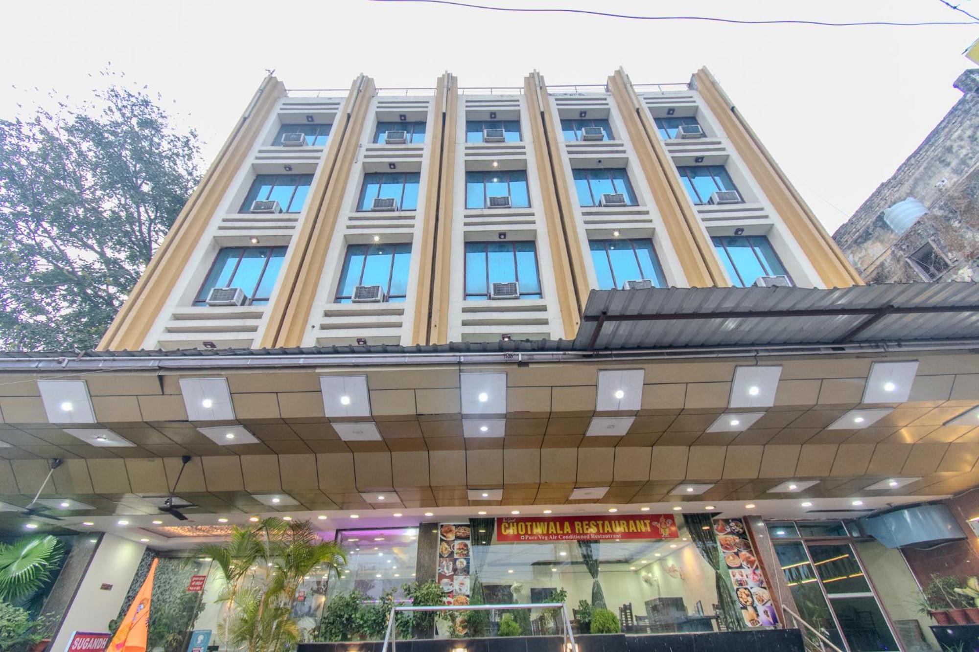 Hotel Raj Mandir Haridwār Esterno foto
