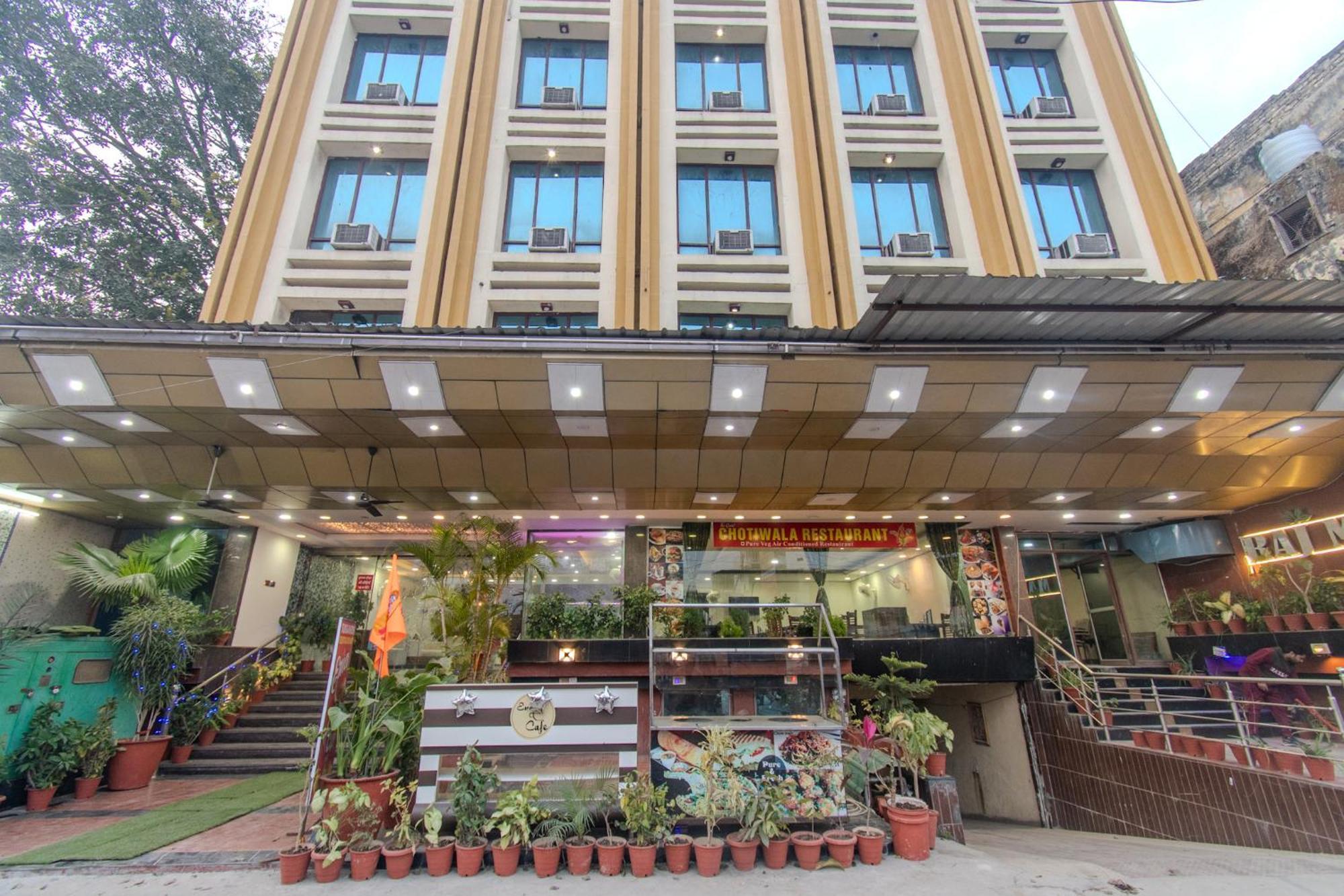 Hotel Raj Mandir Haridwār Esterno foto